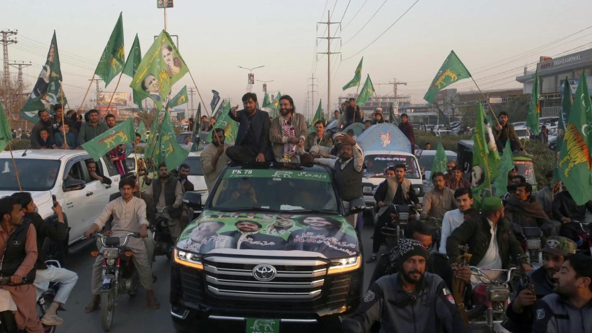 as-pakistan-election-yields-no-clear-winner-a-look-at-whats-next-imran-khan-nawaz-sharif-bilawal-bhutto